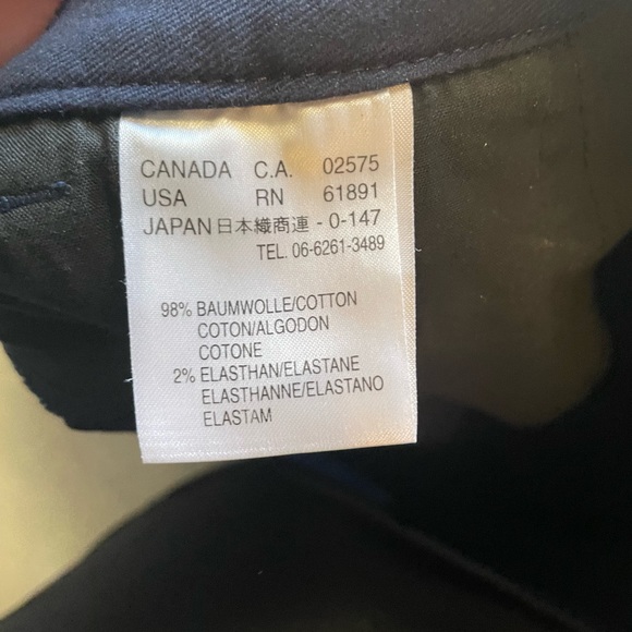 Escada Sport Navy Shorts - Escada Size 36 (Small) - Picture 5 of 10